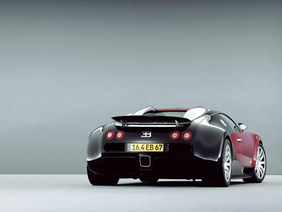  Bugatti Veyron EB 16.4 Concept 2002 года  (фото 3 из 4)